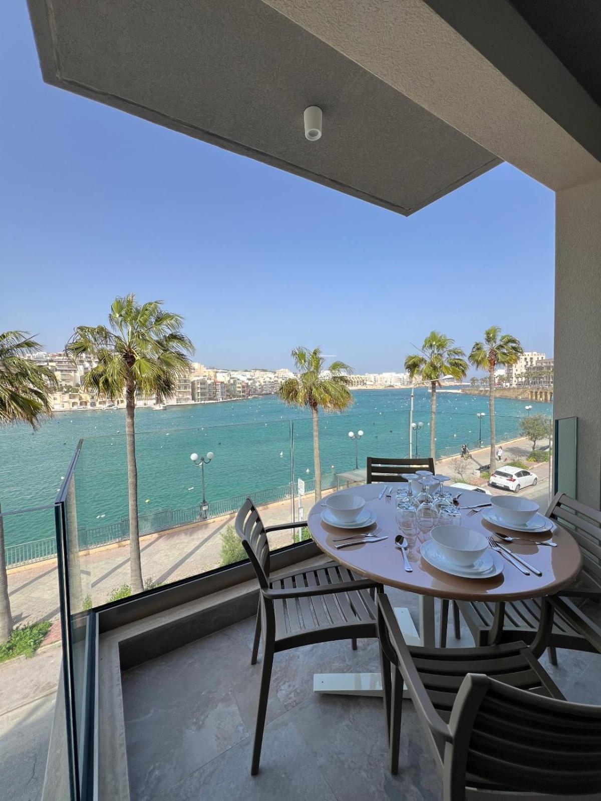 Marina Bay * Marsaskala
